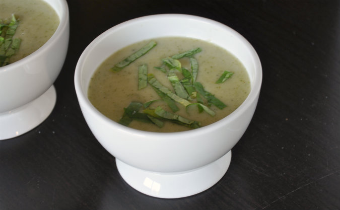 Watercress and potato soup (potage cressoniere)