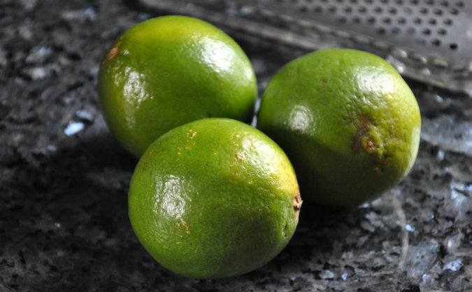 Apricot-lime jam with black pepper